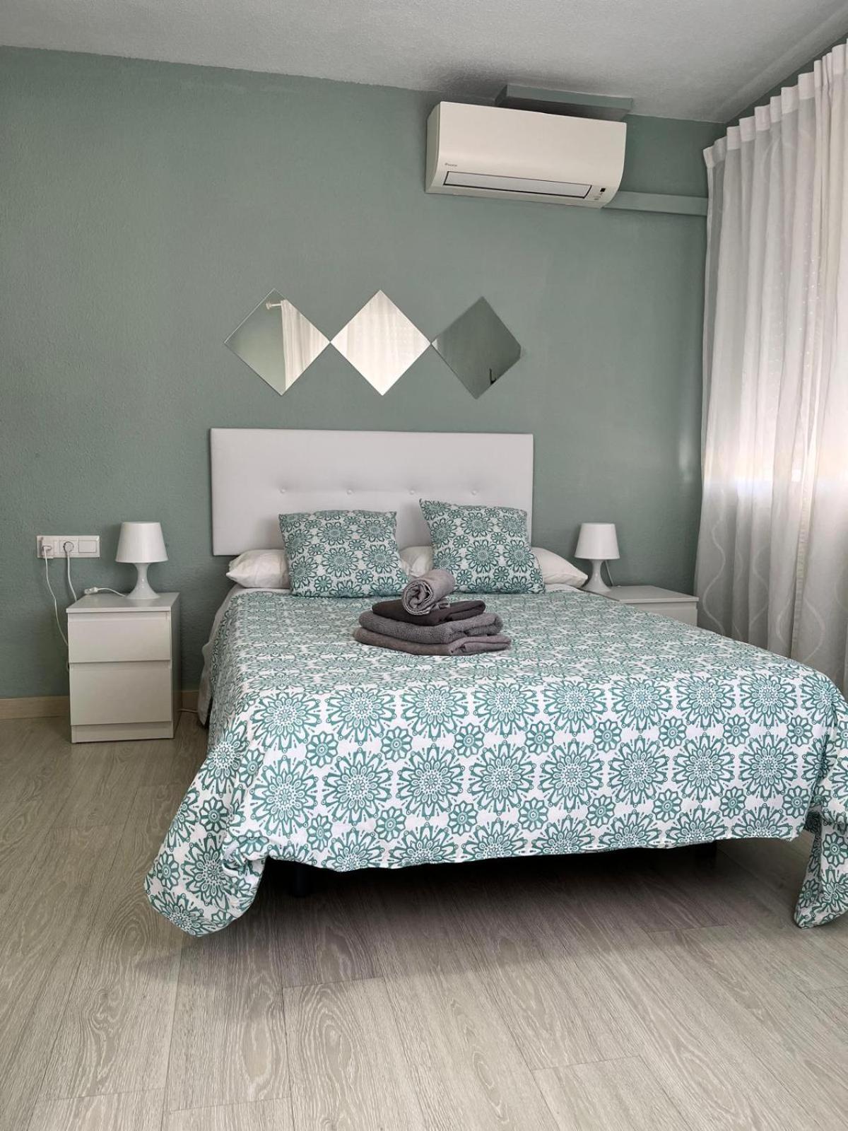 Patrocinio Appartement Málaga Buitenkant foto